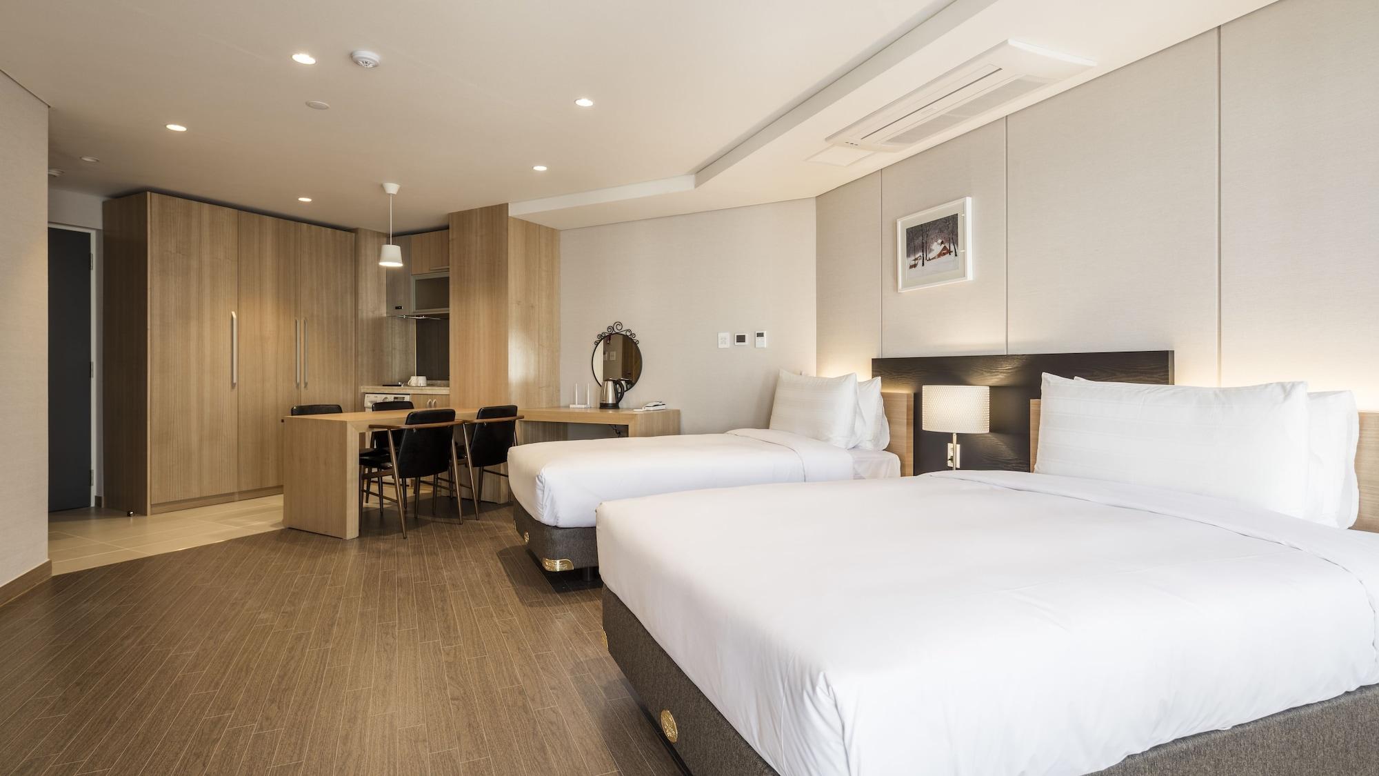 The First Stay Hotel Seul Dış mekan fotoğraf