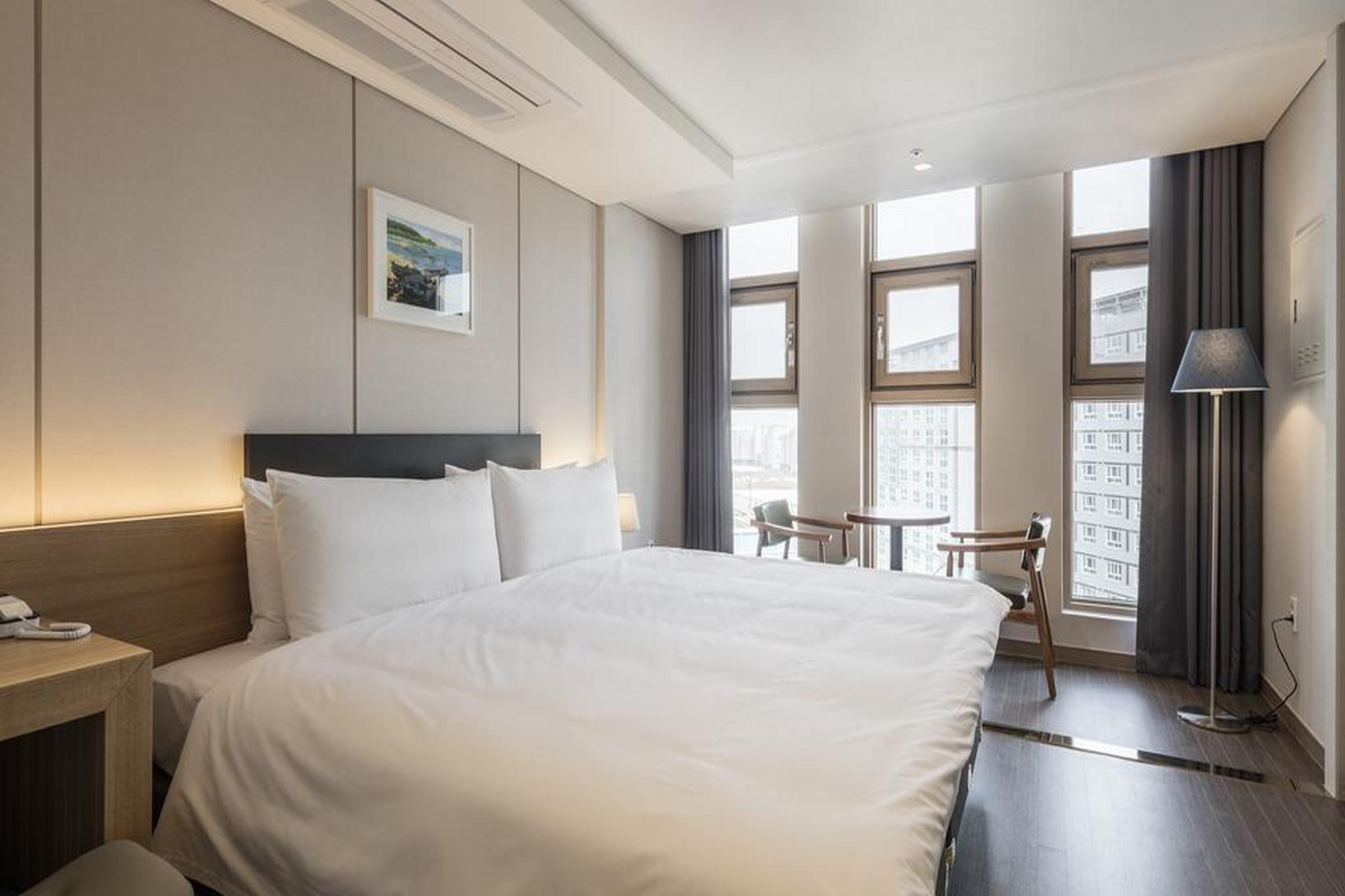 The First Stay Hotel Seul Dış mekan fotoğraf