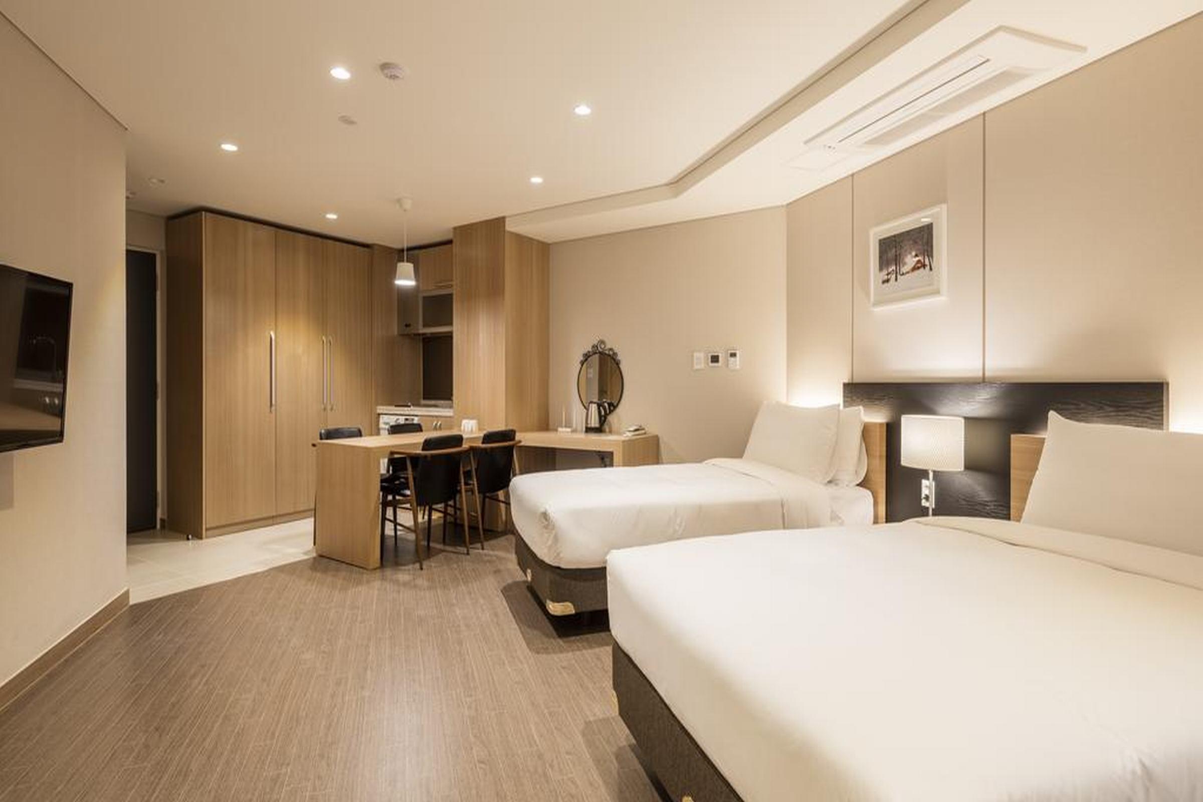 The First Stay Hotel Seul Dış mekan fotoğraf