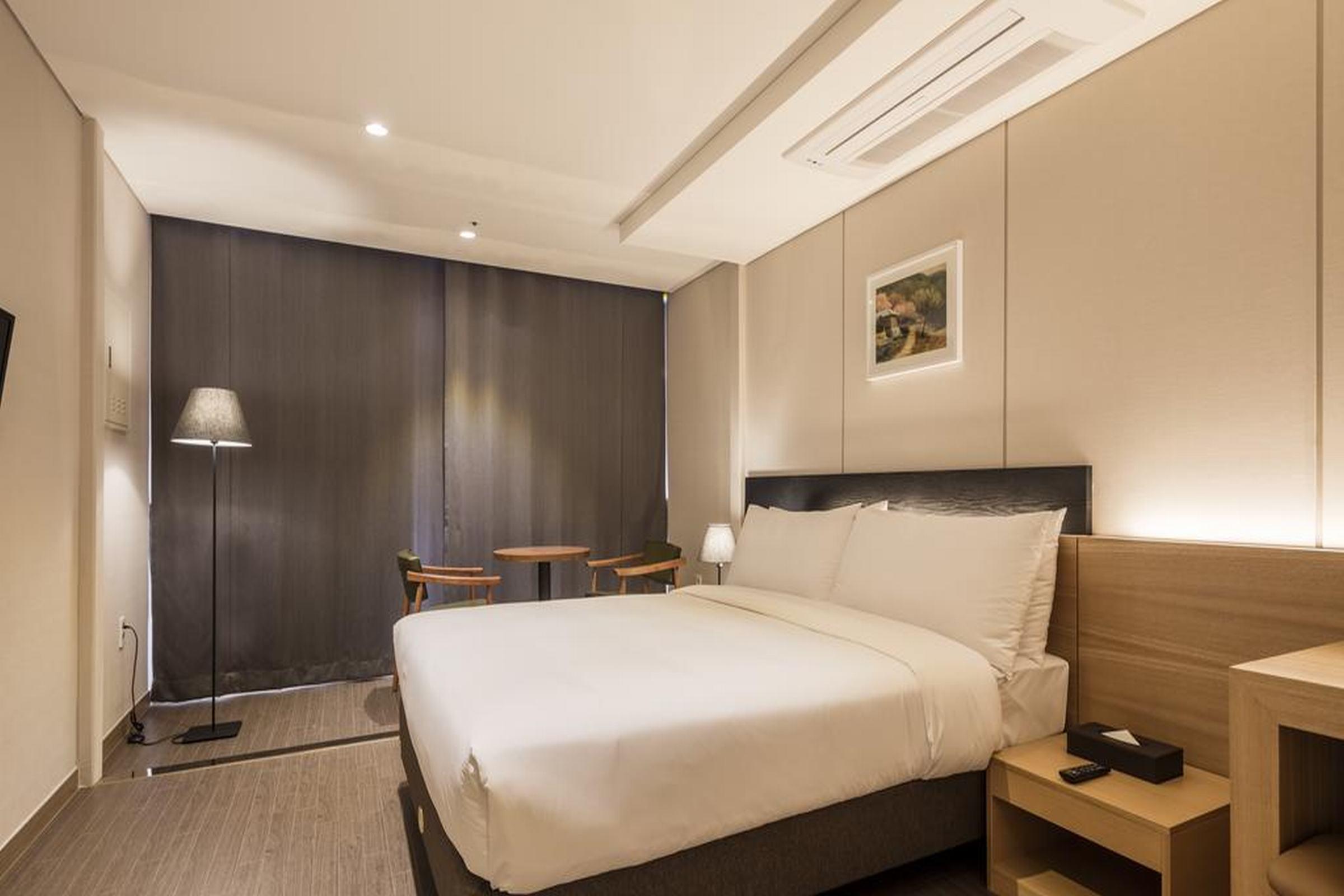 The First Stay Hotel Seul Dış mekan fotoğraf